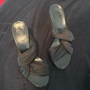 GUCCI black leather and fabric sandals/heels
